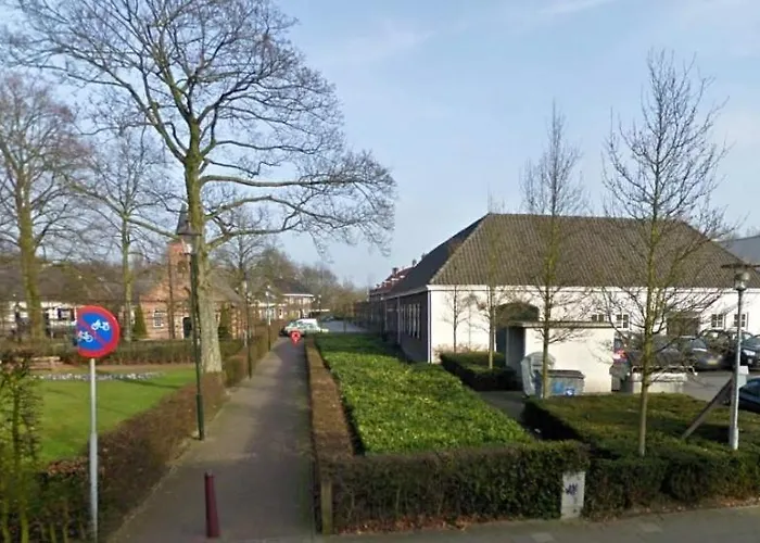 De Postelse Hoeve 4* Tilburg