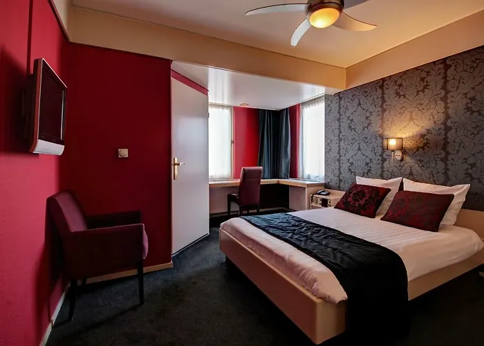 De Postelse Hoeve Szálloda Tilburg