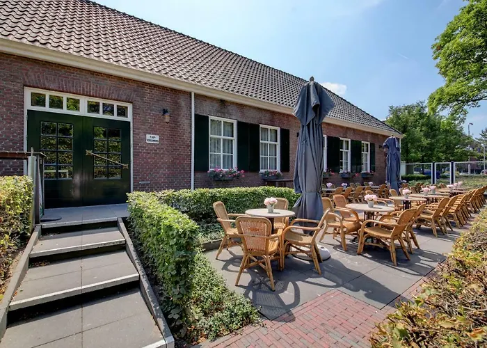 De Postelse Hoeve 4* Tilburg