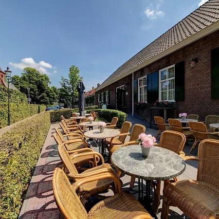 Отель De Postelse Hoeve 4*